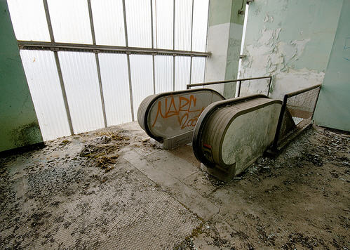 Escalators - Destruction Escalators - Destruction