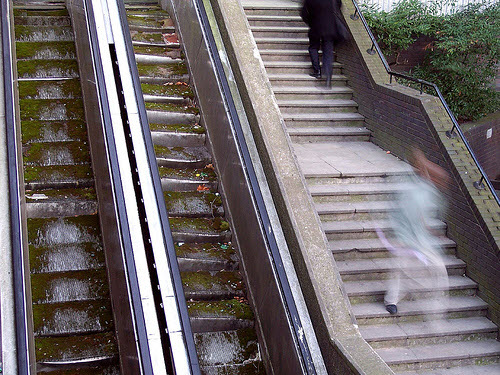  Escalators - Destruction 