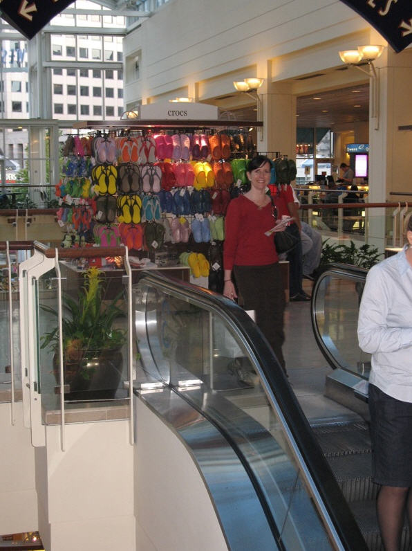  Escalator vs. Shoe 