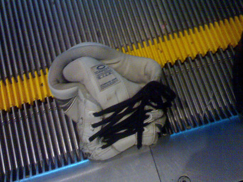  Escalator vs. Shoe 