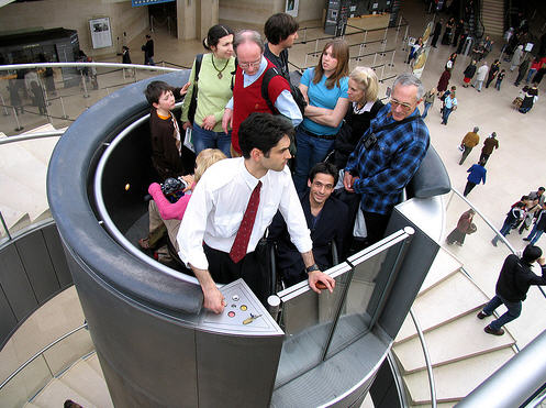  Louvre Museum platform lift 