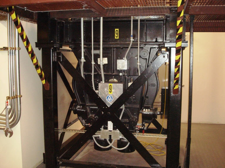 Gearless Traction Machine Gearless Traction Machine