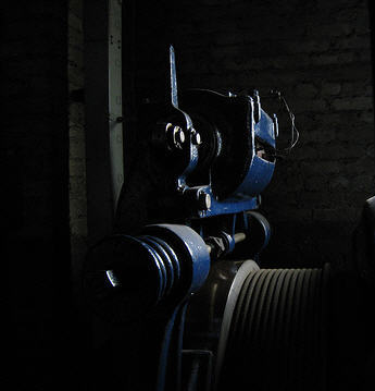  Gearless Traction Machine 