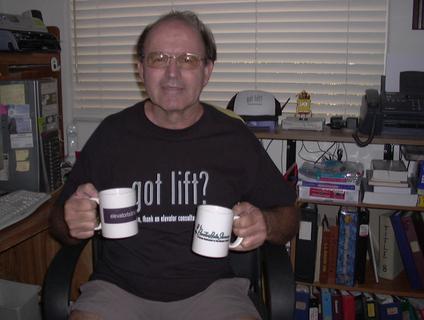 elevatorbob and his mugs and T-shirt! elevatorbob and his mugs and T-shirt!